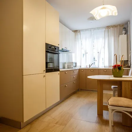 Perfect Apartment *